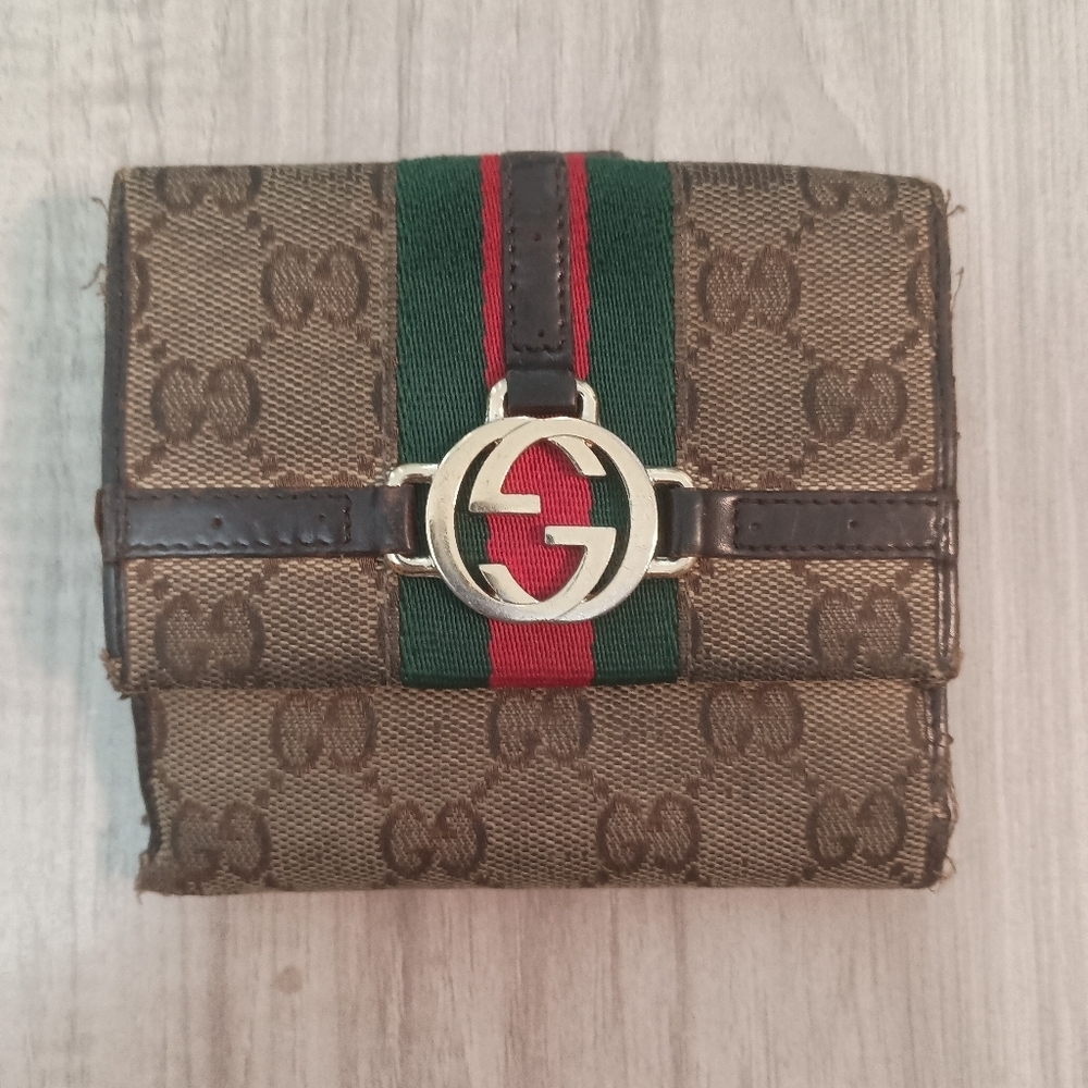 AUTHENTIC GUCCI INTERLOCKING G MONOGRAM LOGO SHER… - image 1